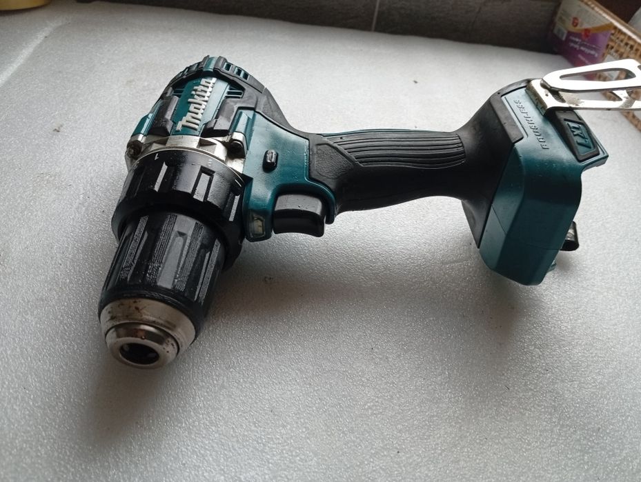 filetanta makita 18v