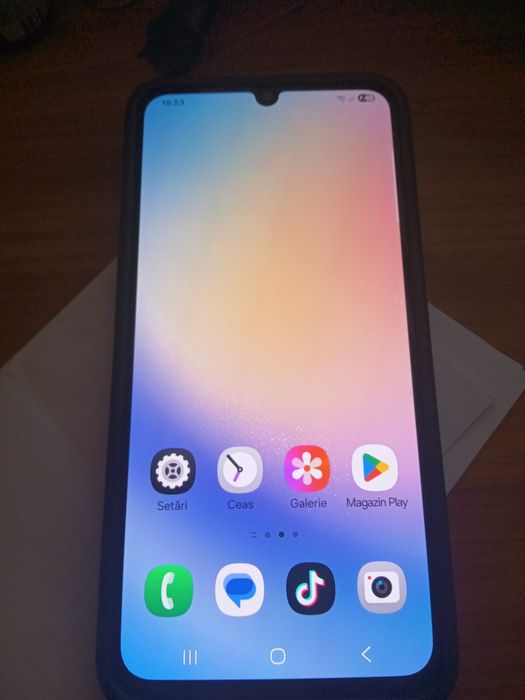 Vand un telefon samsung a 34 5 g