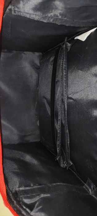 Рюкзак марвел отдам.