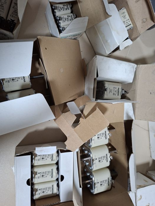 Контакторы Siemens ,abb,Schneider