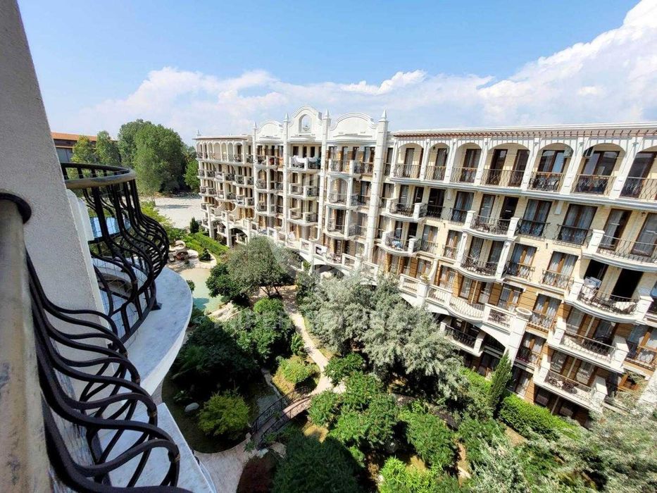 Продава се Двустаен апартамент в к.к. Слънчев бряг - 53 кв.м за 1265 €/кв.м - Снимка #11