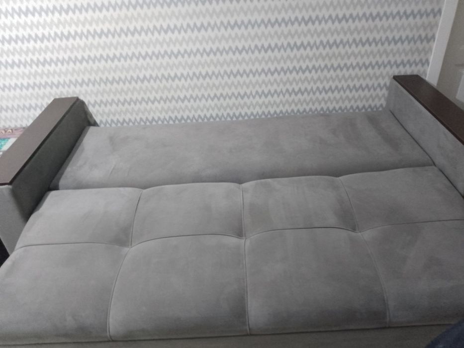 Продам диван в отличном состоянии