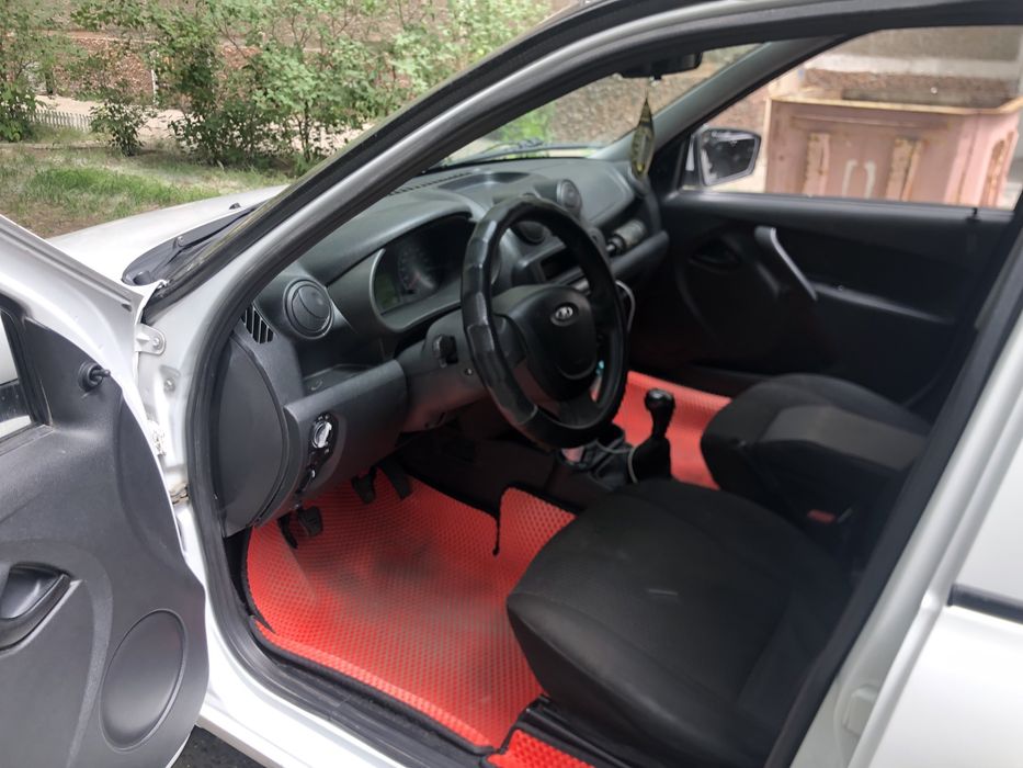 Продам LADA Granta 2013 года