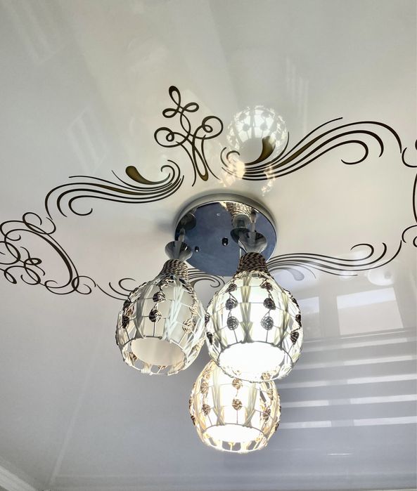 Продам срочно 4 люстры