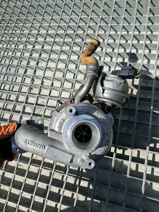 Turbina Volvo S40 1.6 TDCI cod 9686120680 Euro 5 an 2010-2016 Volvo V50 V40 Turbina Mazda 5 / Mazda 3 1.6 TDCI euro 5