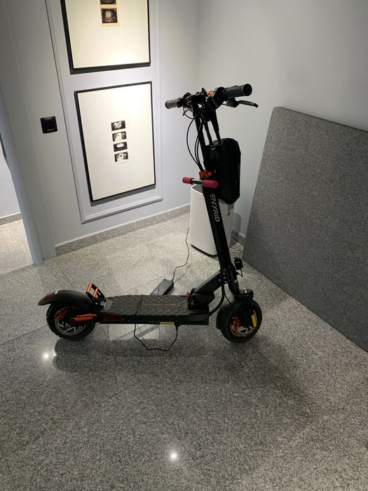 Vand trotineta Ienyride