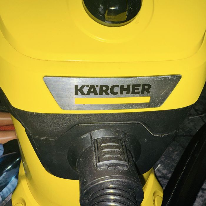 Aspirator umed-uscat Kärcher WD 3 (1000W, 17L)