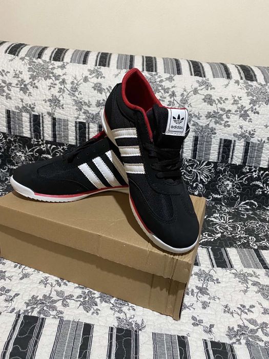 Маратонки пума New Balance Nike Adidas