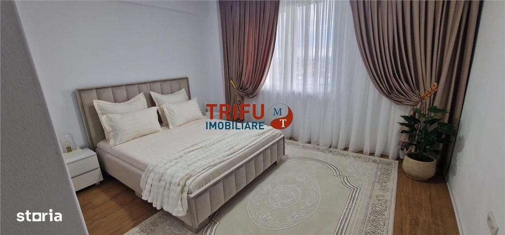 Apartament 3 camere de vanzare zona Arex