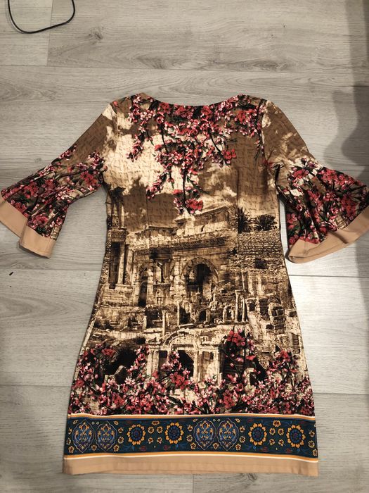 Нова рокля , размер М