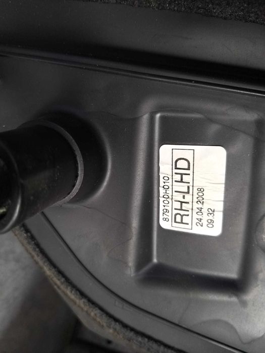 Oglinda manuala dreapta peugeot 107 879100h010