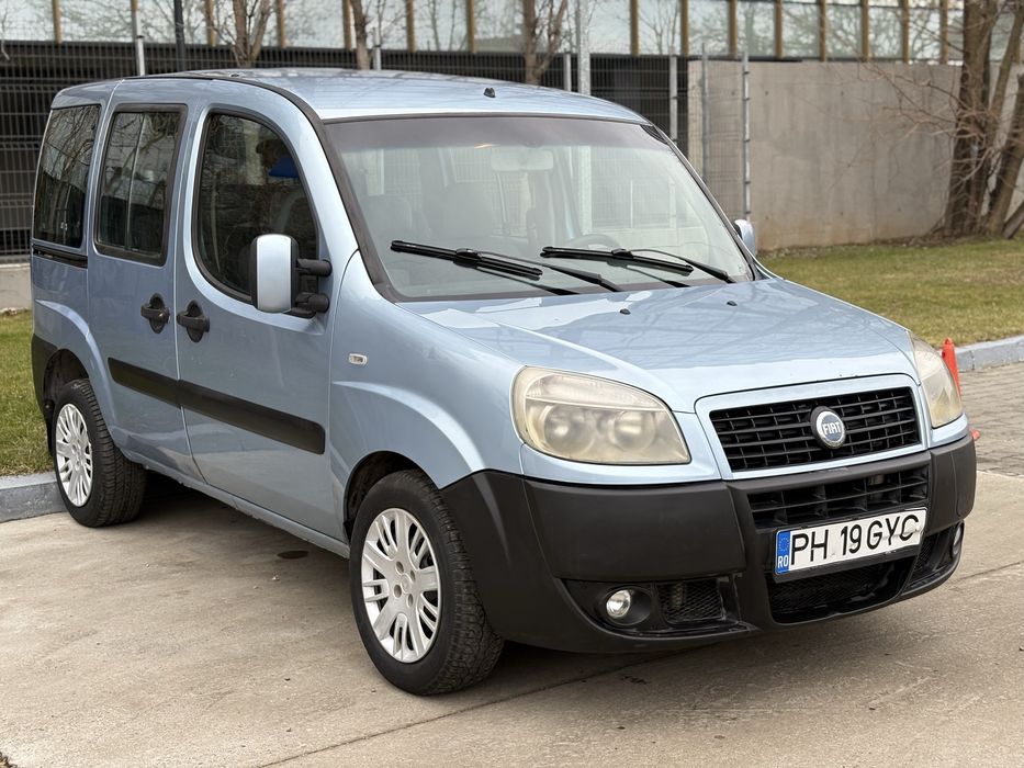 Vand fiat doblo 7 locuri