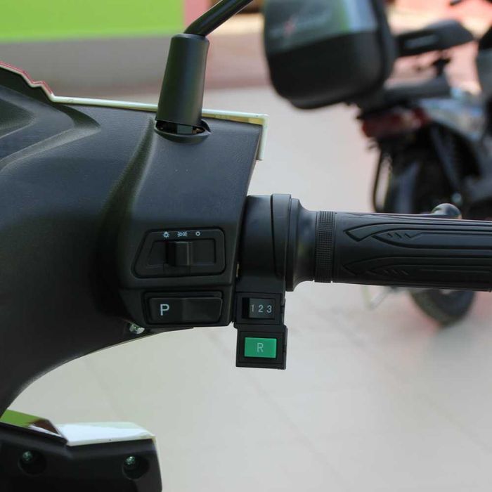 Електрически скутер MaxMotors Super G 3000W WHITE