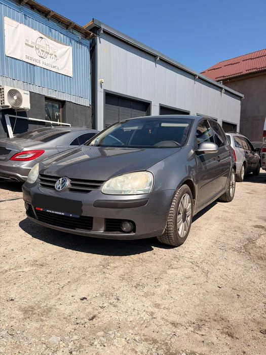 dezmembrari/dezmembrez volkswagen golf 5 1.9TDI
