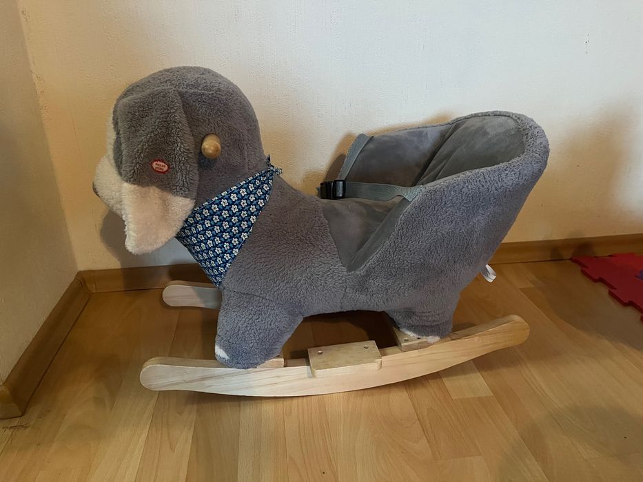 Люлеещо се куче Шаро