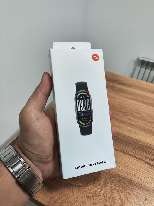 Mi Band 10 почти черный
Мы