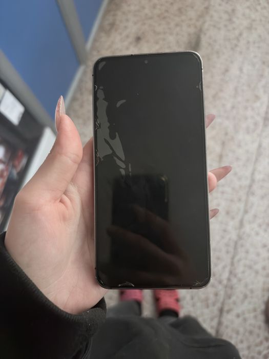 Продам Samsung S24