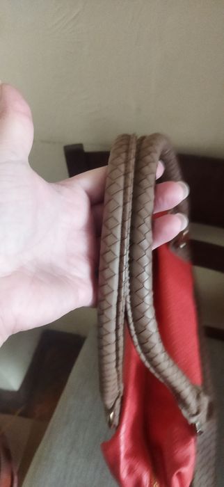 Нова чанта от Avon