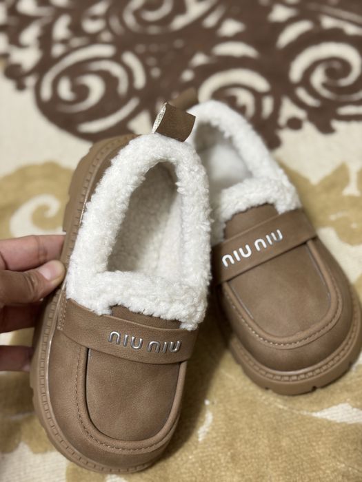 ботинки для девочек новые 30размер