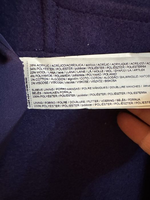 Palton superb brand  Mango