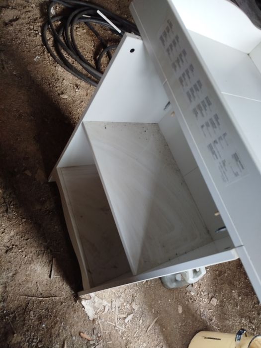 Продам пеленальный столик