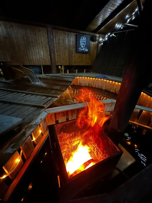 Cabana de Inchiriat cu Ciubar si Sauna!