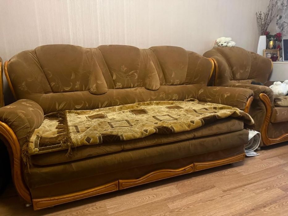 Диван и 2 кресла в подарок