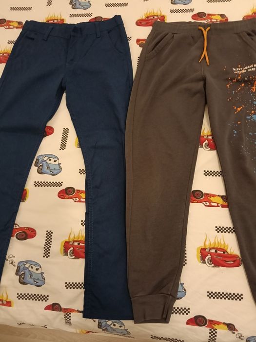 2 seturi de pantaloni băieți 140-146