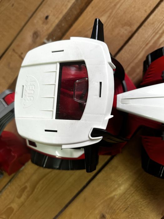 Vand excavator de jucarie rosu