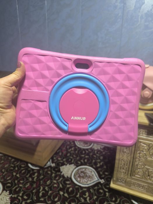 Планшет сотилади