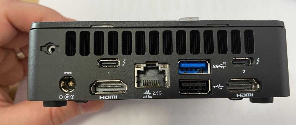 Intel NUC i7, 32Gram, 1Tssd, win11