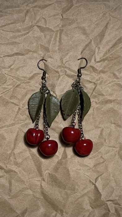 Сережки вишенки (ручная работа)
