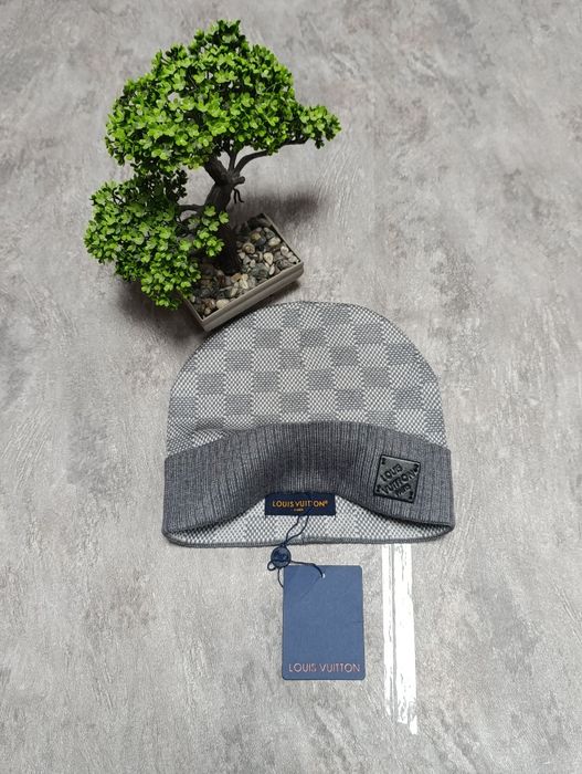 Căciulă Louis Vuitton