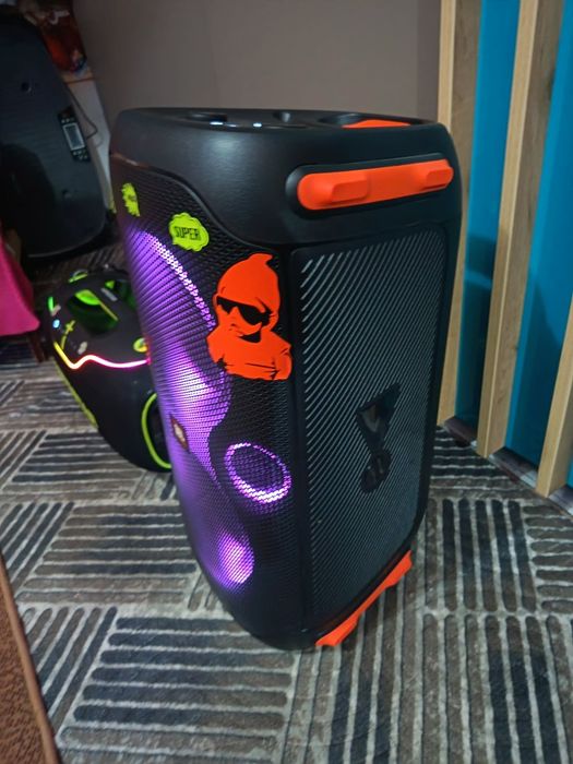 Boxe de vânzare Jbl partybox110, 1400 lei neg. Hopestar A80 noua + microfon. 1000 lei