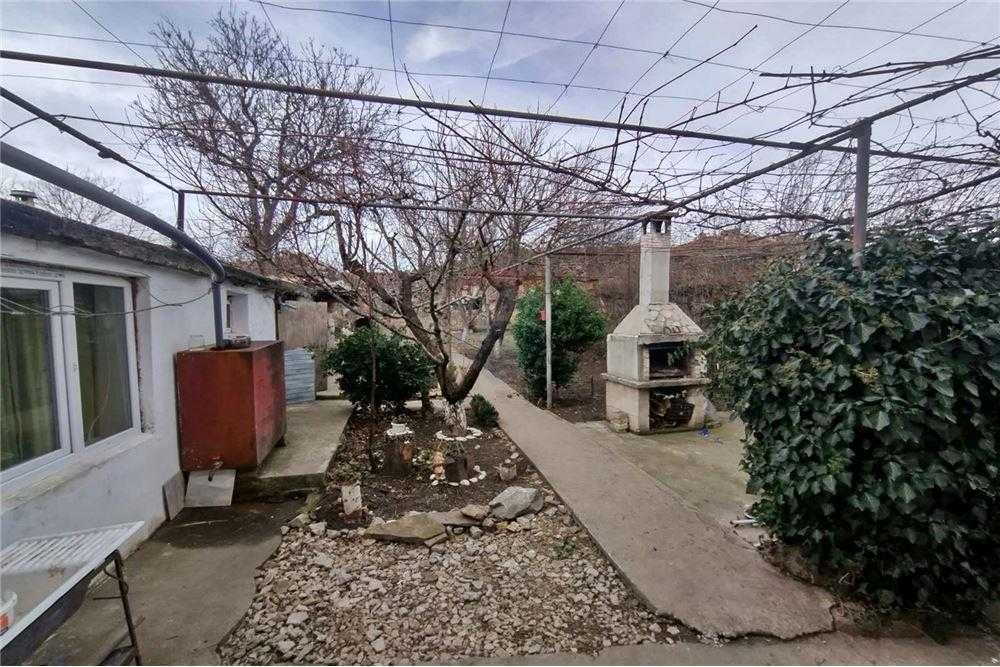 Продава се Етаж от къща в Велики Преслав - 95 кв.м за 641 €/кв.м - Снимка #7