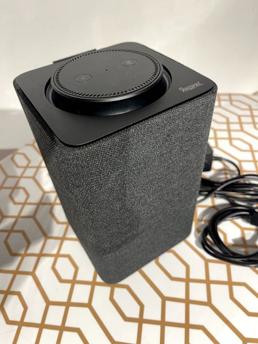 Умная колонка Яндекс Алиса Макс ченая