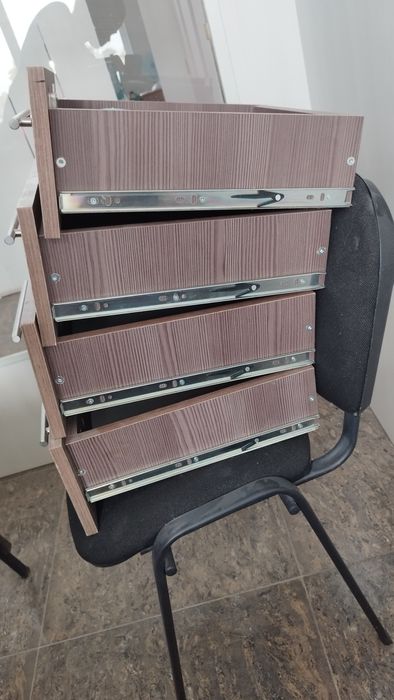 Продам офисный стол НОВЫЙ