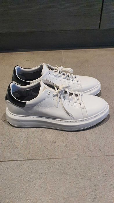 Спортно елегантни мъжки обувки