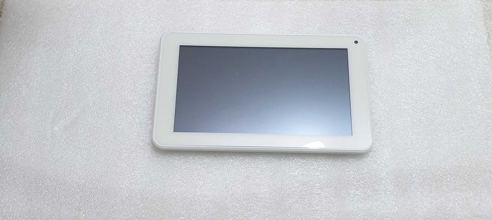 Планшет на зап.части