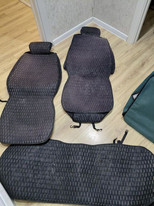 Продам чехол комплект