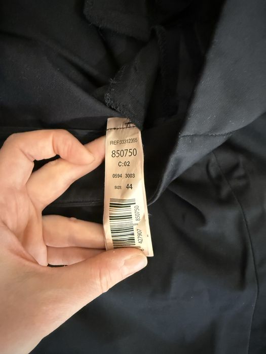 Черные брюки под атлас со стрелками, классические прямые