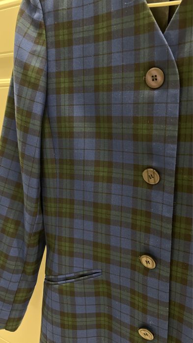 Пиджаки по 6000 тг