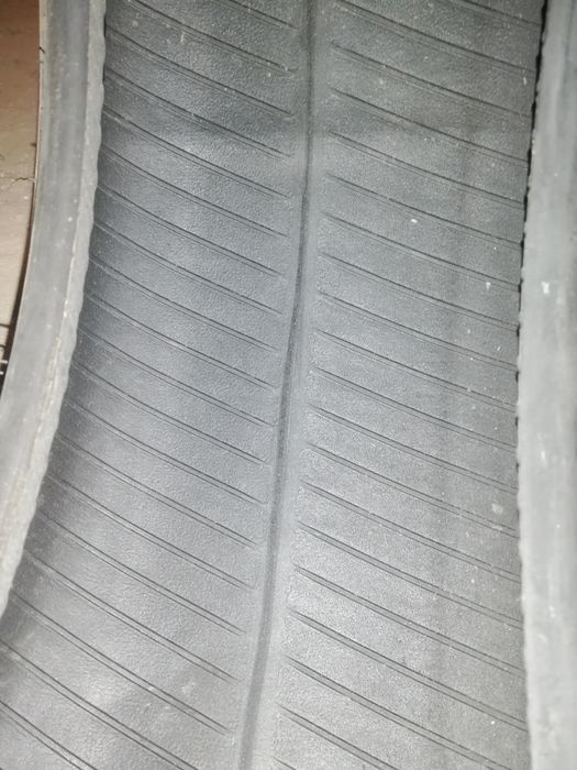 Шины  215 / 65   R 16