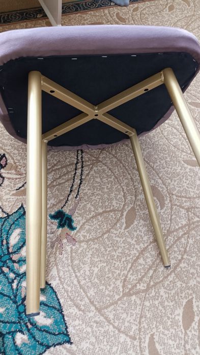 Стулья 4 шт в отличном состоянии