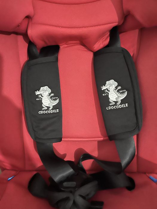 Scaun auto cu isofix