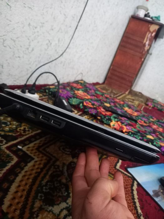 Noutbook DNS igrvoy core i3