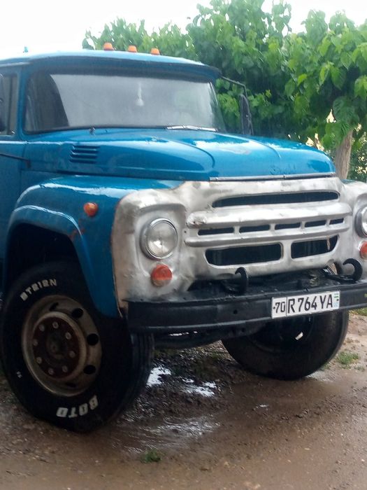 Zil 130 vadovoz sotiladi