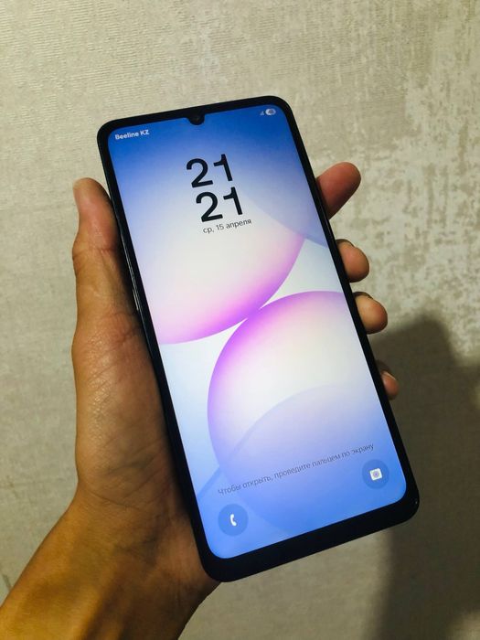 Samsung A07 телефон