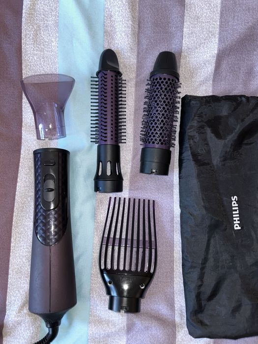 Фен-щетка Philips 1000W