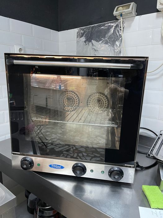 Cuptor Maxima foarte bine întreținut